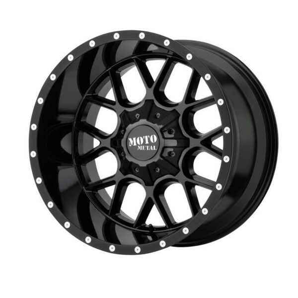 MO986 Gloss Black 10x22 6/135/139,7 ET12 CB106,2 60°