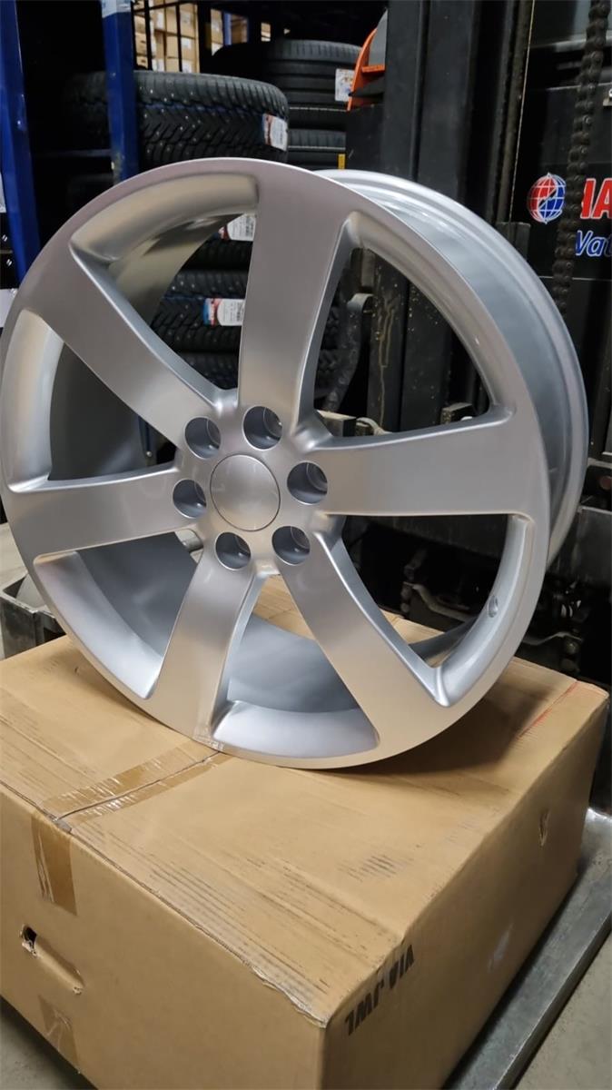 RP023 Silver 9x22 6/139,7 ET31 CB78,1 60°