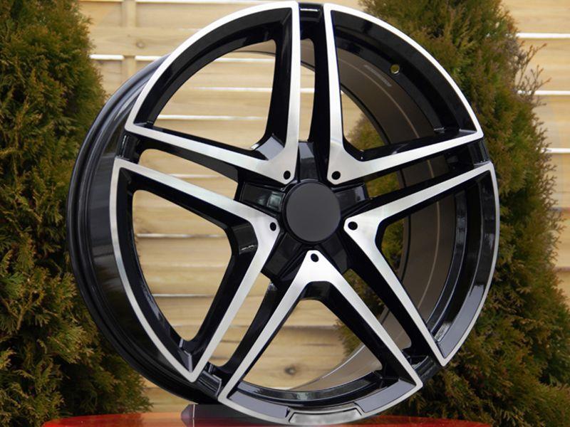 Giant Black Front Polished 8x18 5/160 ET50 CB65.1 60°